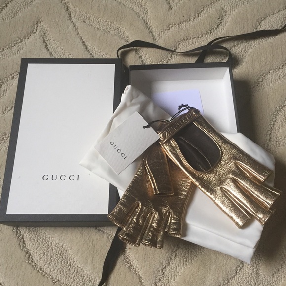 gucci fingerless gloves